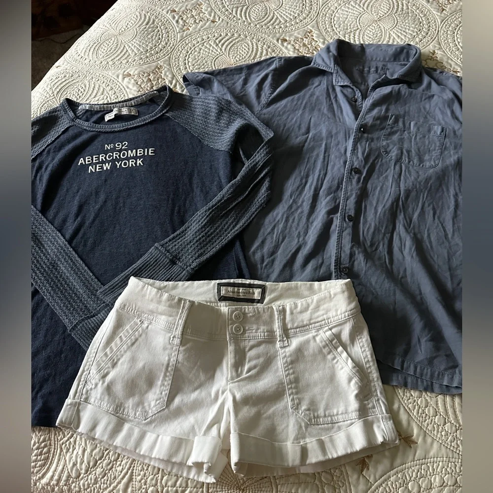 Abercrombie & Fitch LOT of 3 items - Picture 1 of 15